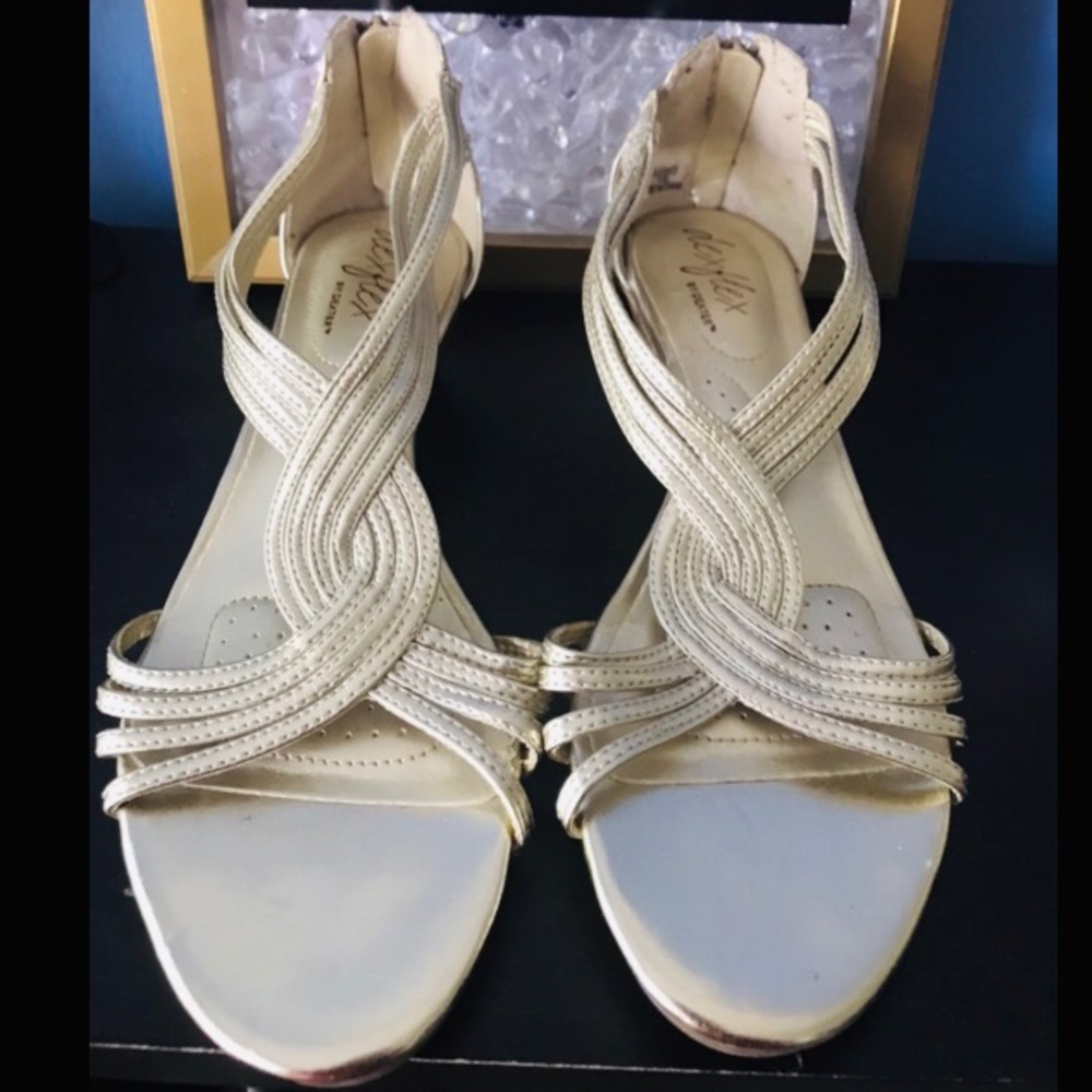 💛METALLIC GOLD HEELED SANDALS